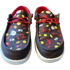 Hey Dude Wally Crawfish Shoes Men’s 11 Black Seafood Boil Lobster Lemon Casual
